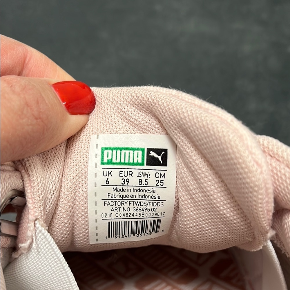 Puma women’s basket heart canvas Sneakers with Ribbon Laces pink 8.5 - Picture 9 of 9